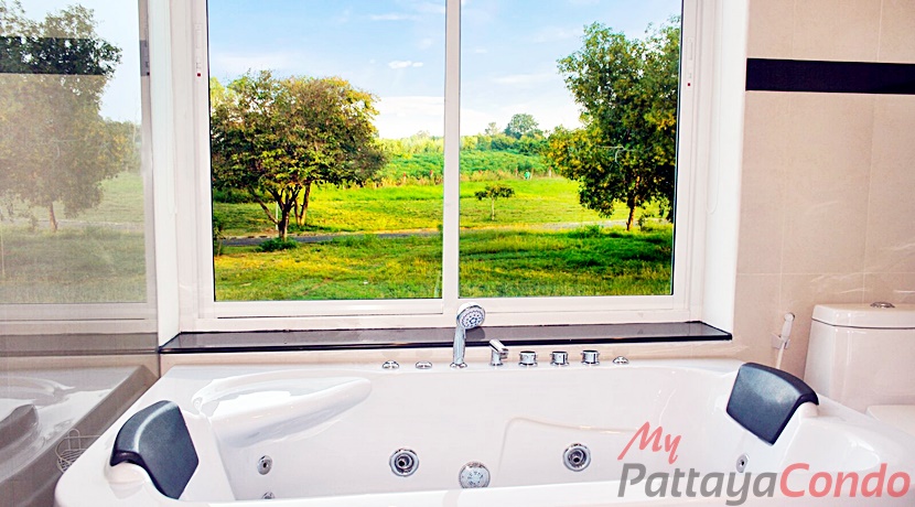 Phoenix Gold Country Huay Yai Pattaya House For Sale - HEPGC01