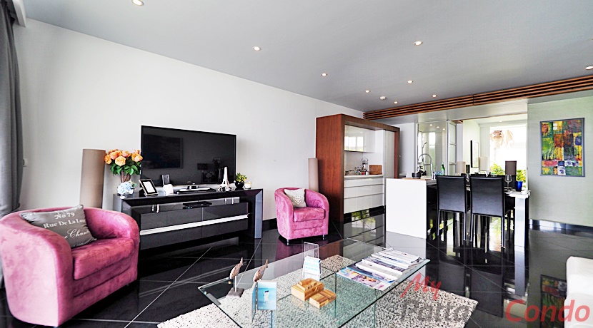 Pure Na-Jomtien Beachfront Condo Pattaya For Sale - PURE02
