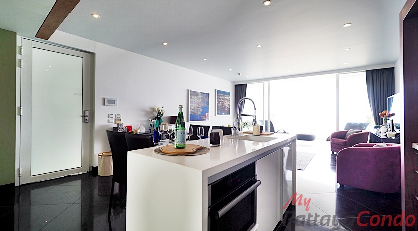 Pure Na-Jomtien Beachfront Condo Pattaya For Sale - PURE02-2