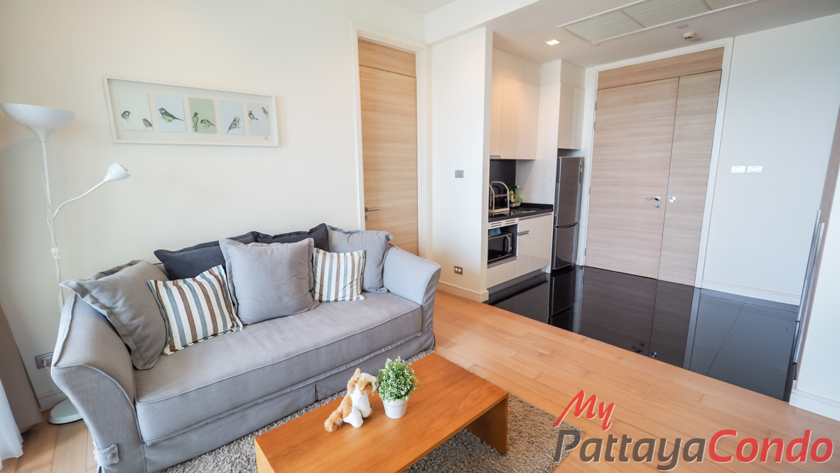 Reflection Jomtien Pattaya Condo For Sale - RF19-3