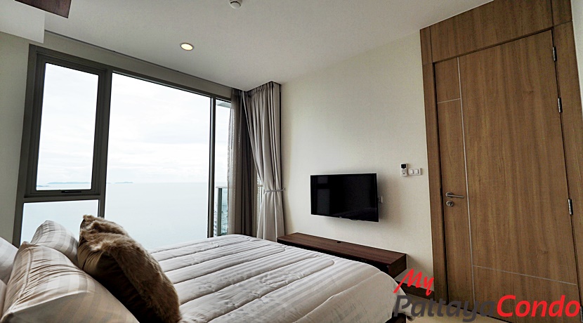 Riviera Wong Amat Condo For Sale - RW22