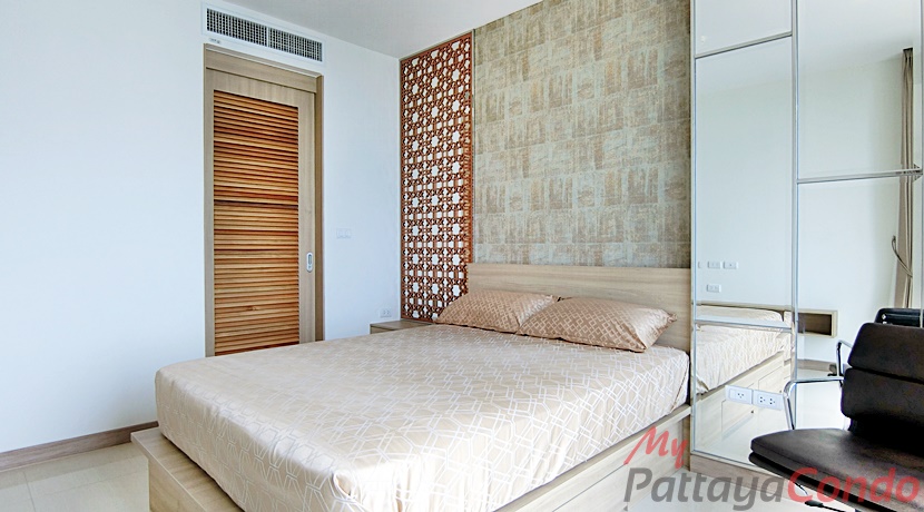 Riviera Wong Amat Condo For Sale - RW10-15