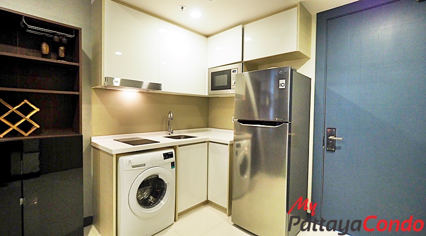 Riviera Wong Amat Condo For Sale - RW37-1