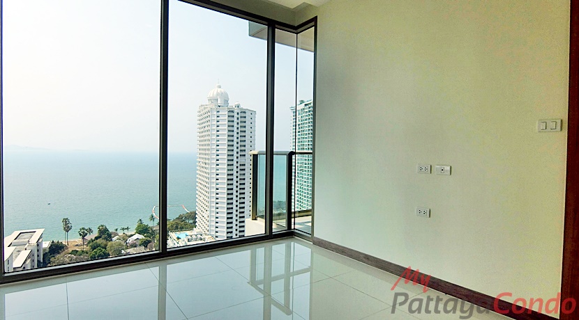 Riviera Wong Amat Condo For Sale - RW52-5