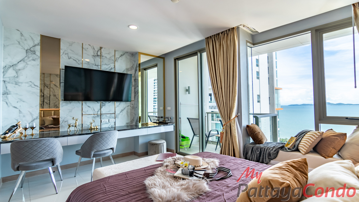 Riviera Wong Amat Condo For Sale - RW55