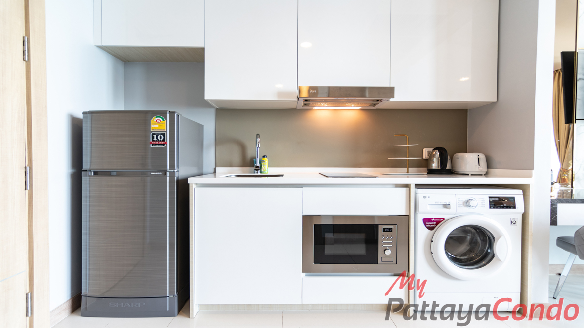 Riviera Wong Amat Condo For Sale - RW55
