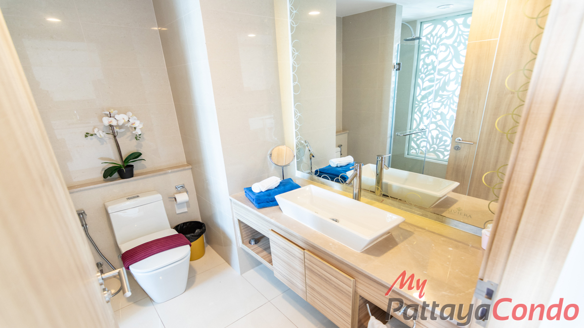 Riviera Wong Amat Condo For Sale - RW55-7