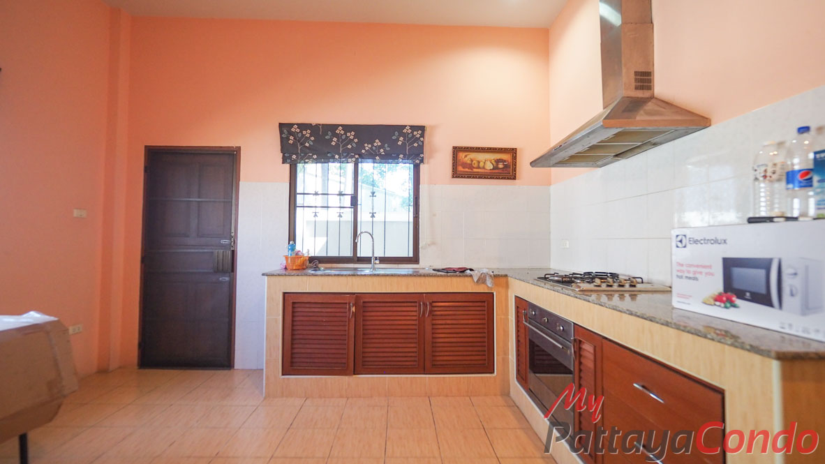 SP Village 4 East Pattaya House For Sale - HESP4V01