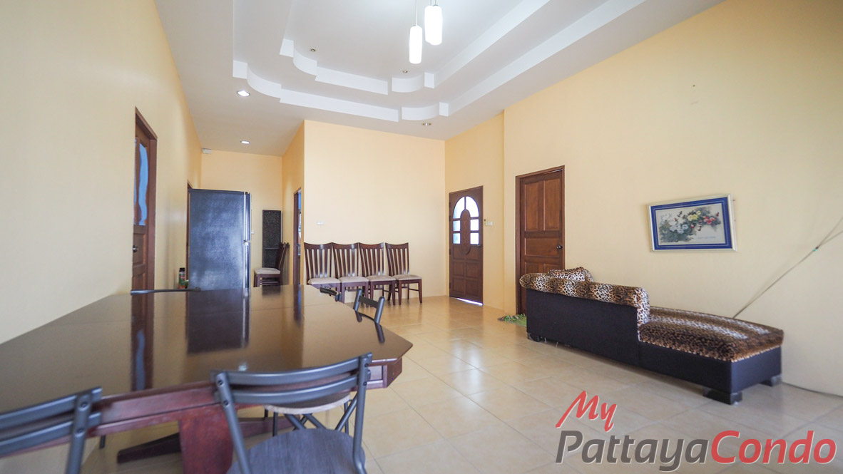 SP Village 4 East Pattaya House For Sale - HESP4V01