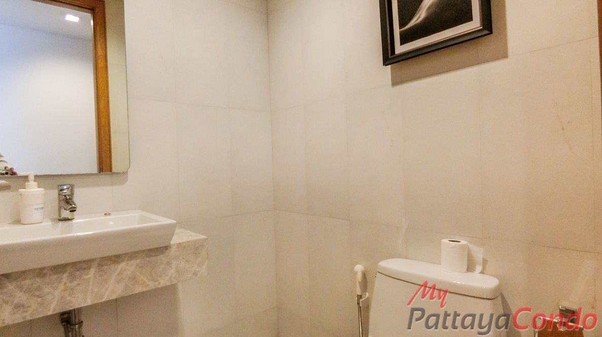 Sandbox Beachfront Villa East Pattaya Townhouse For Sale - HESB01