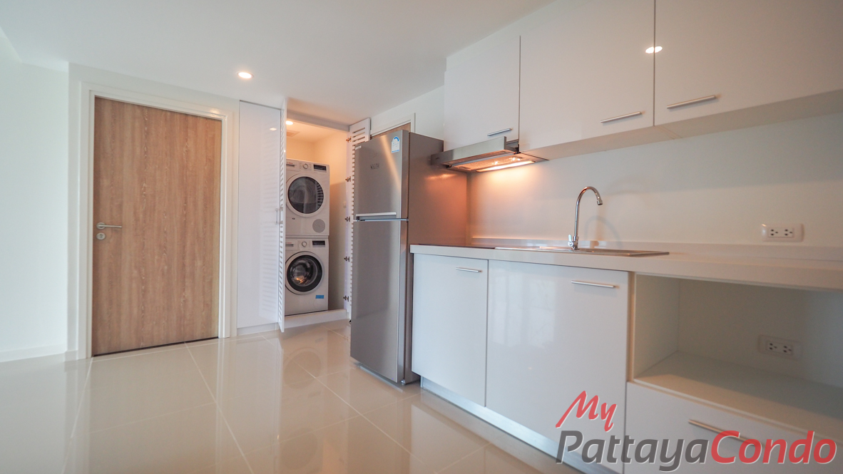Sea Saran Condominium