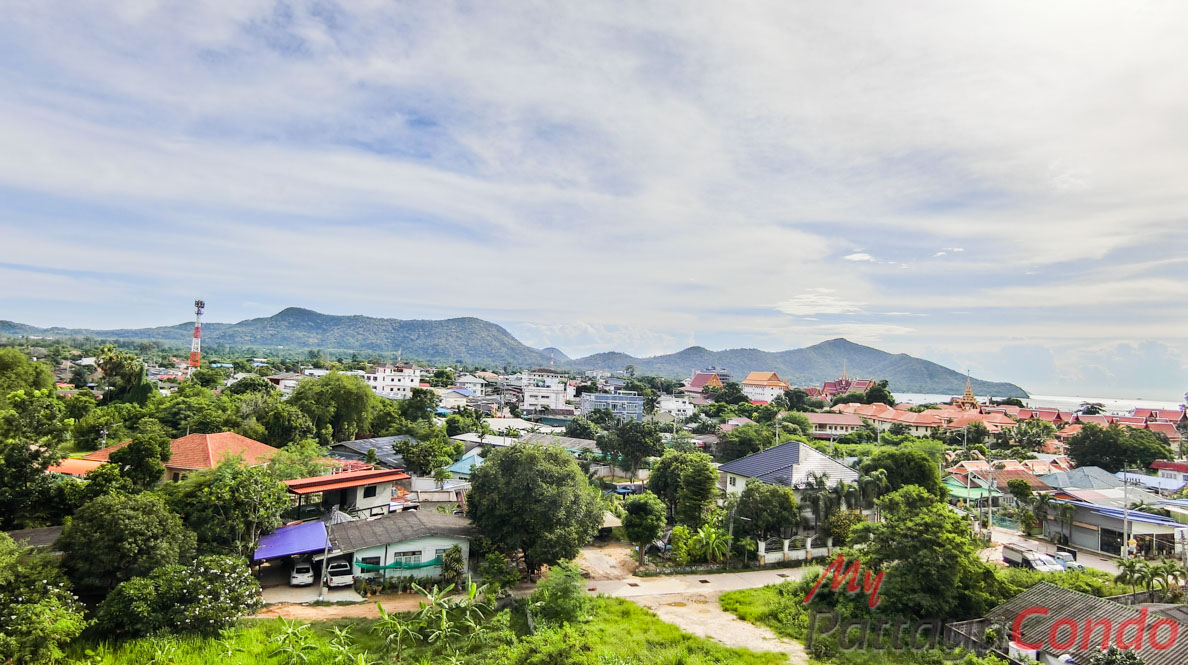 Sea Saran Condominium