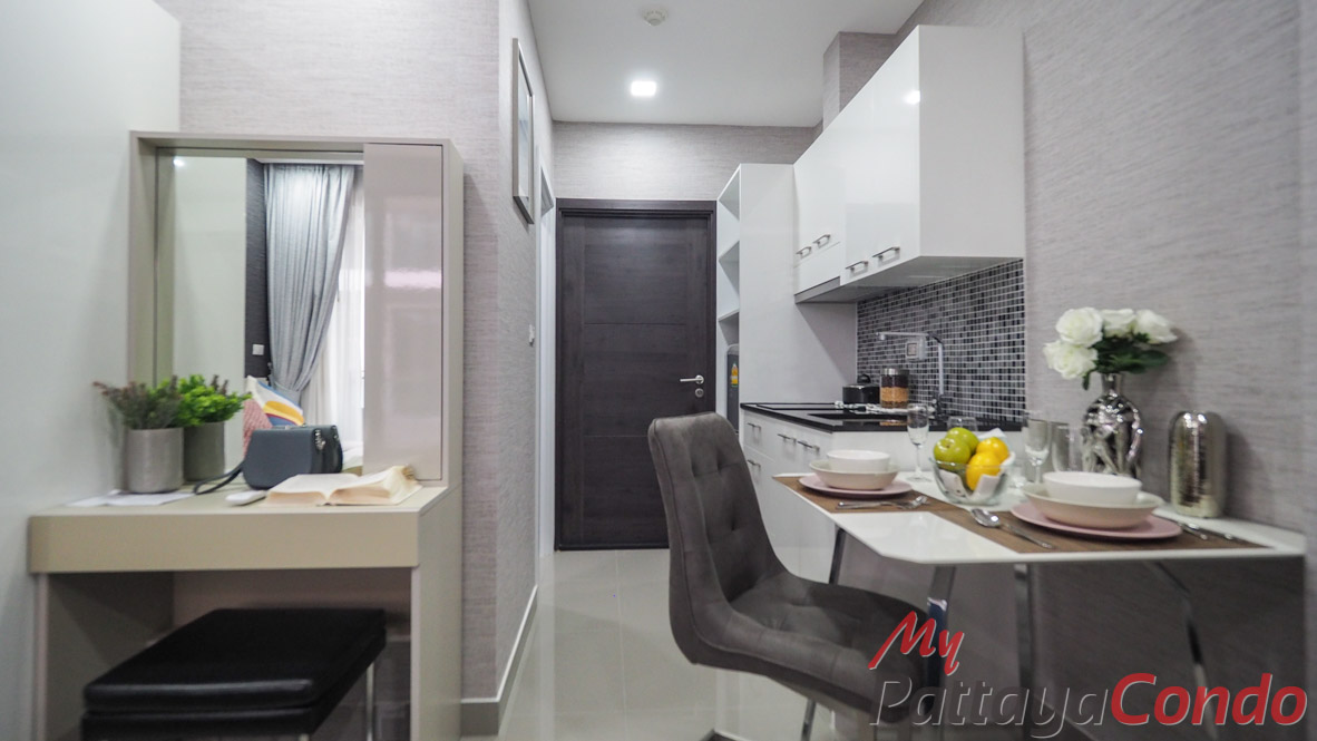 Siam Oriental Star Pattaya Condo For Sale - SOSP03