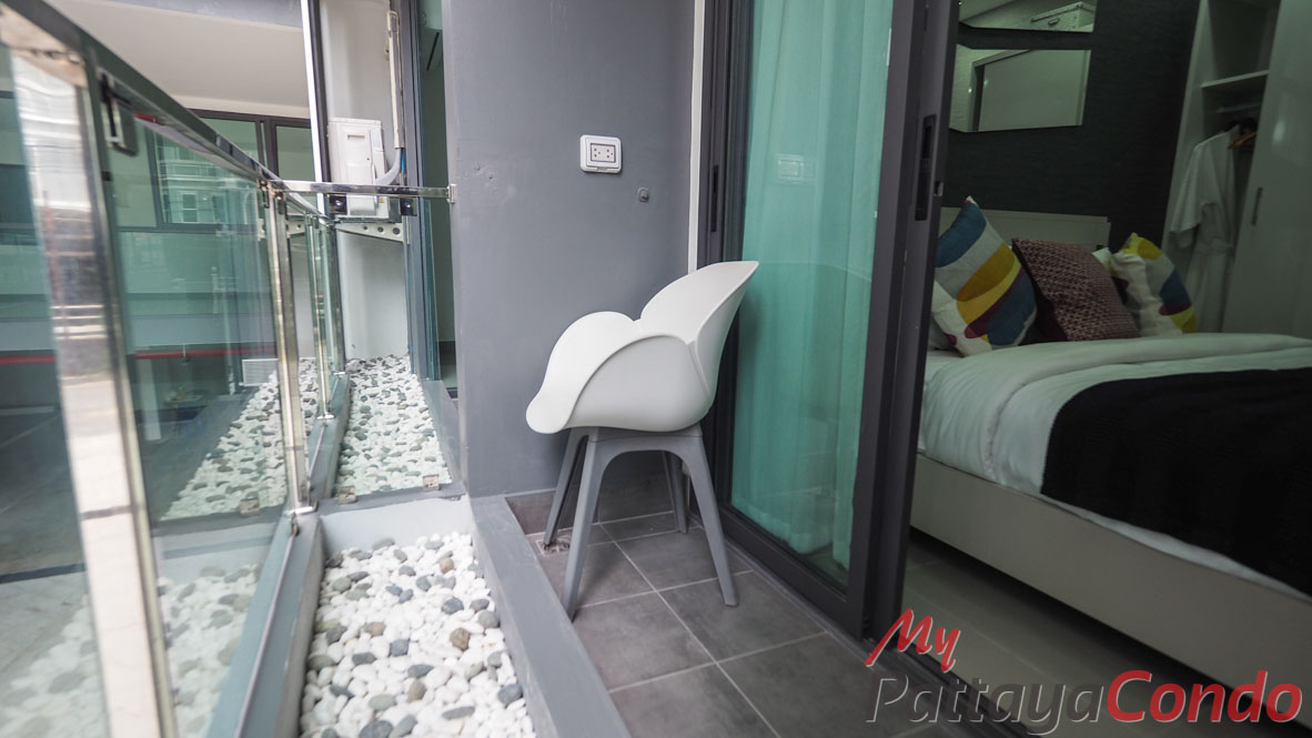 Siam Oriental Star Pattaya Condo For Sale - SOSP03