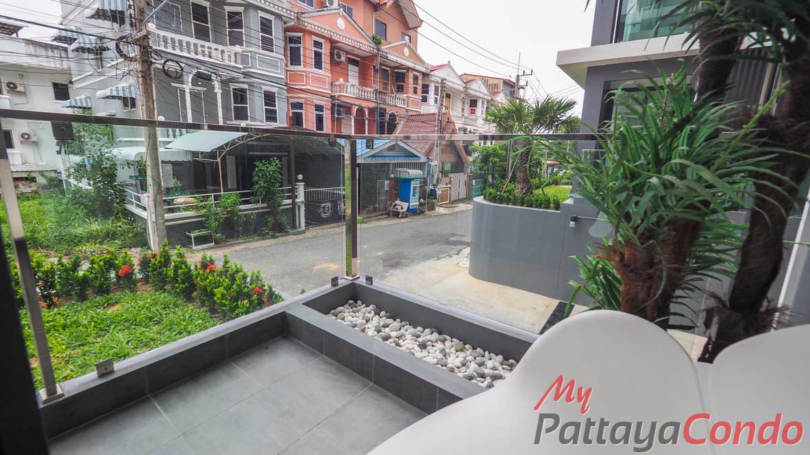 Metro Beach Condominium