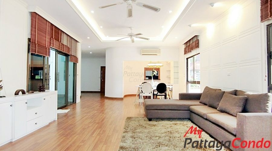 Swiss Paradise Village East Pattaya House For Sale - HESW01-0