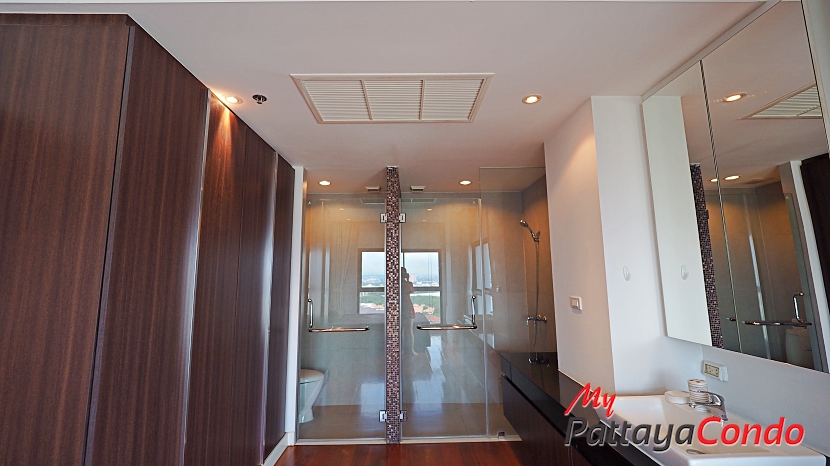 The Axis Condominium For Sale - AXIS02
