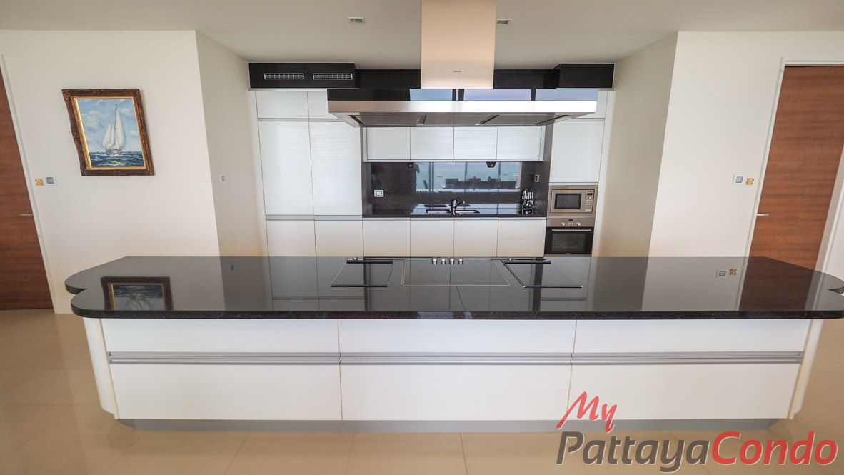 The Cove Pattaya Condo For Sale - COVE03