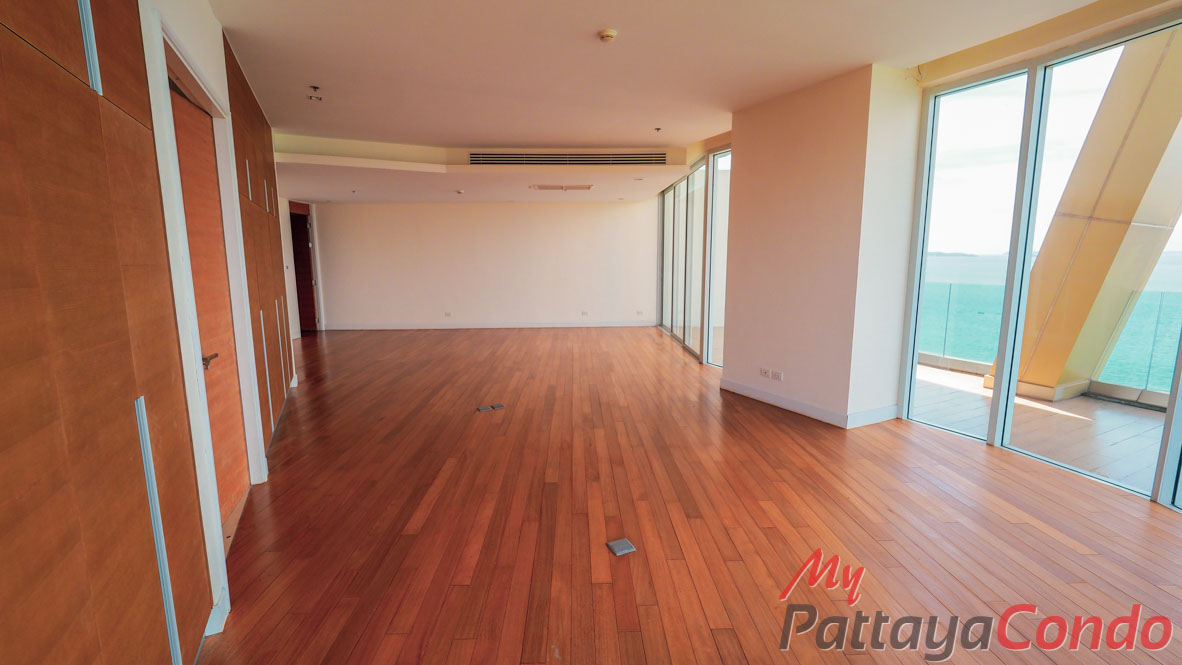 The Cove Pattaya Condo For Sale - COVE02