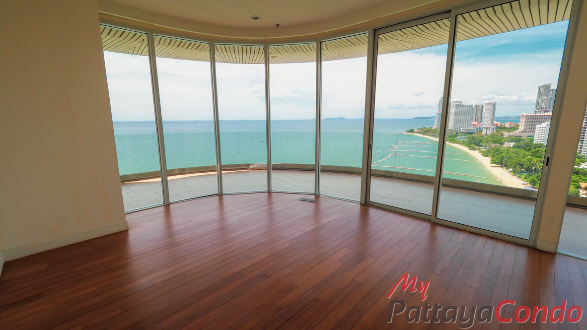 The Cove Pattaya Condo For Sale - COVE02