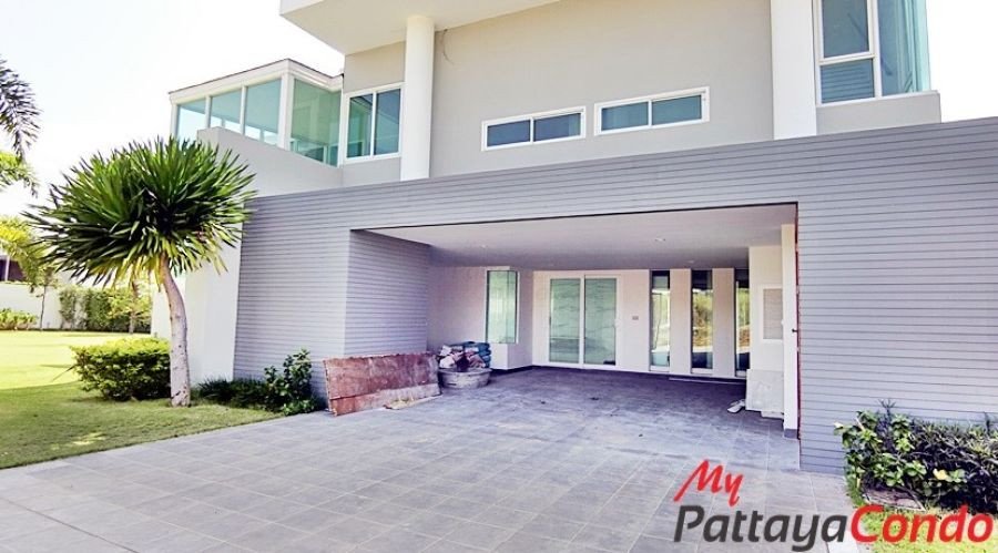 The Grand Paradise Villa East Pattaya Pool Villa For Sale - HEGPV01