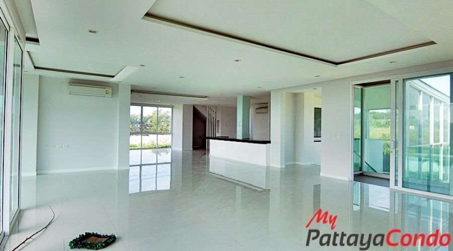 The Grand Paradise Villa East Pattaya Pool Villa For Sale - HEGPV01-3