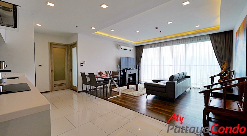 The Peak Towers Condo Pattaya For Sale - PEAKT24