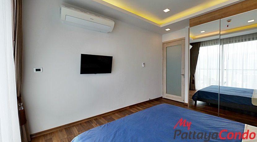 The Peak Towers Condo Pattaya For Sale - PEAKT24