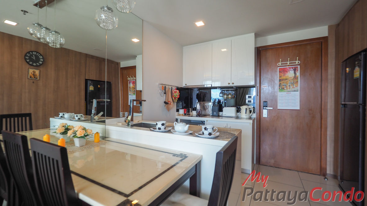 The Peak Towers Pattaya Condo For Sale - PEAKT75-3