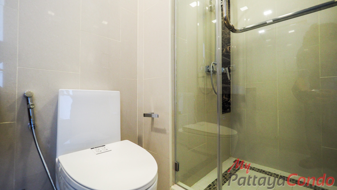 The Peak Towers Pattaya Condo For Sale - PEAKT50-11