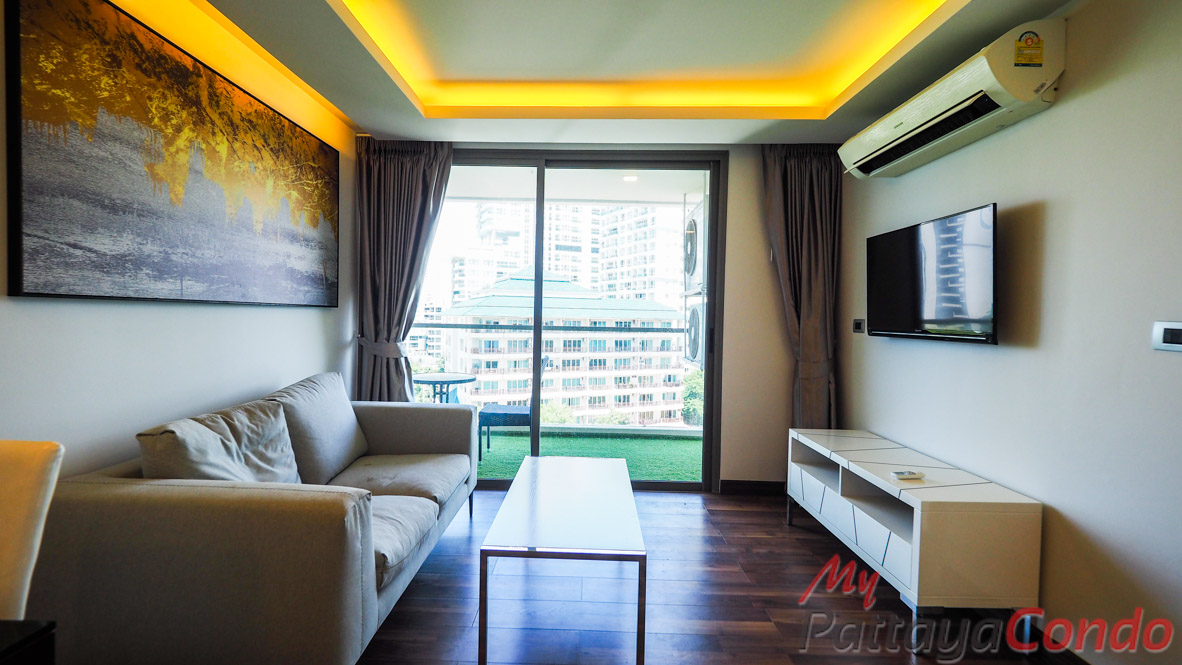The Peak Towers Pattaya Condo For Sale - PEAKT51