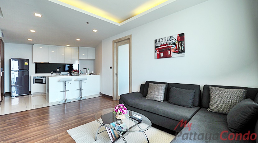 The Peak Towers Pattaya Condo For Sale - PEAKT49