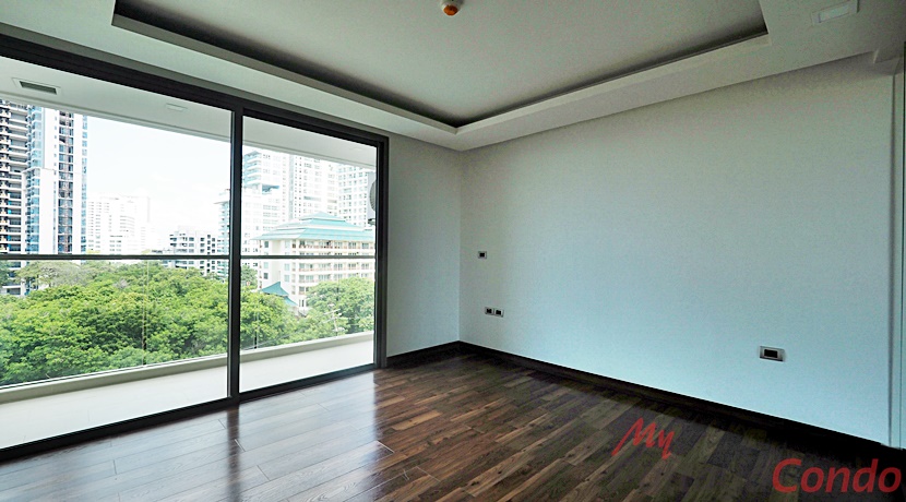 The Peak Towers Pattaya Condo For Sale - PEAKT42-3