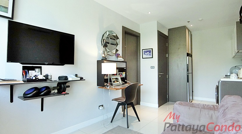 The Point Pratumnak Condo For Sale - POINT17