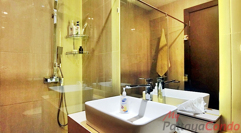 The Point Pratumnak Condo For Sale - POINT17