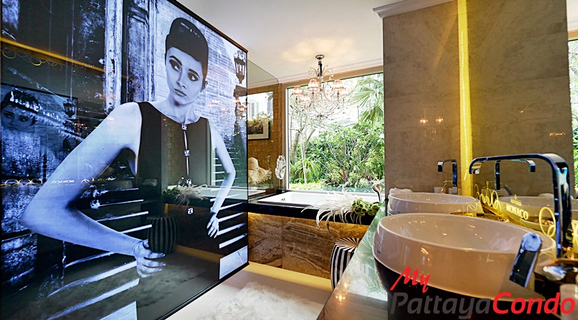 Riviera Monaco Condo For Sale - RM17