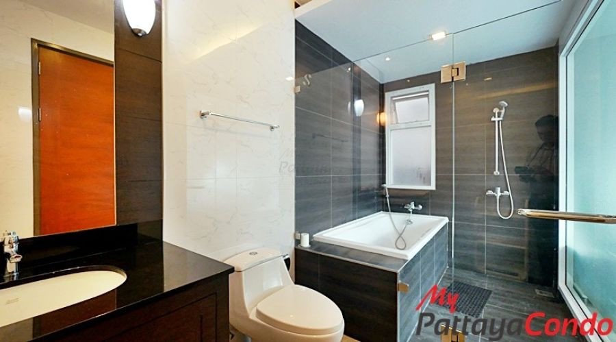The Ville Pool Villa Jomtien East Pattaya House For Sale - HEVJ01