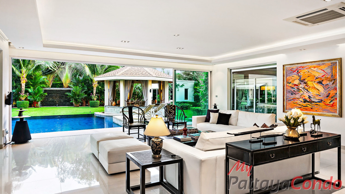 The Vineyard Phase 3 East Pattaya Pool Villa For Sale - HEVY303