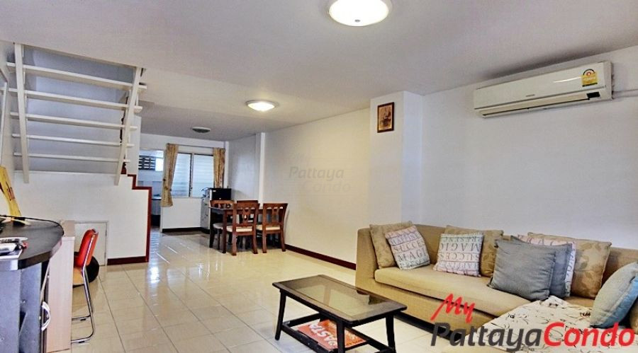 Sub Sombat Village Central Pattaya Townhouse For Sale - HCSS01-3