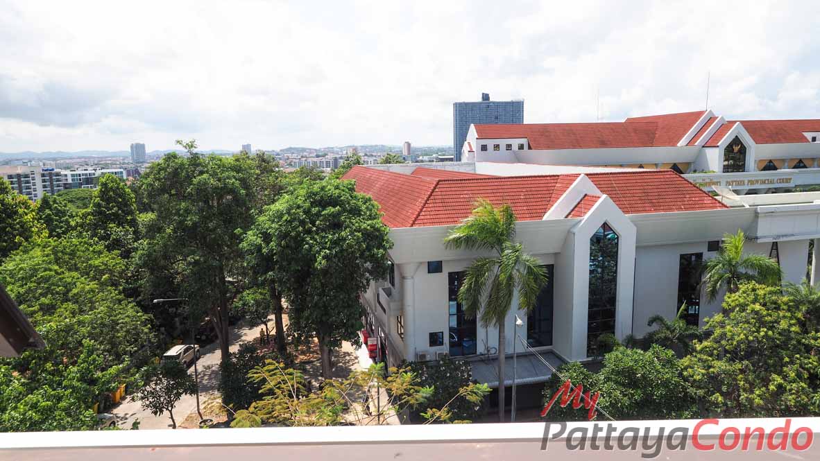 Treetops Pattaya Condo For Sale - TT23