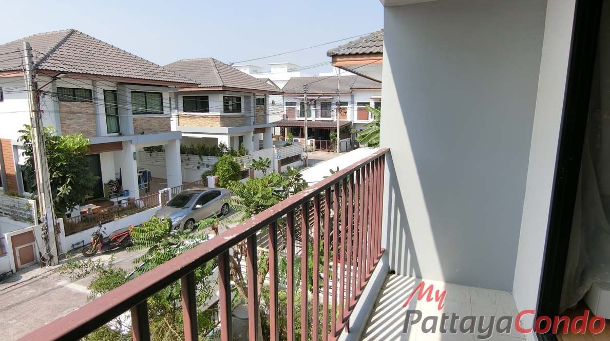 Uraiwan Park View East Pattaya House For Sale - HEURW01