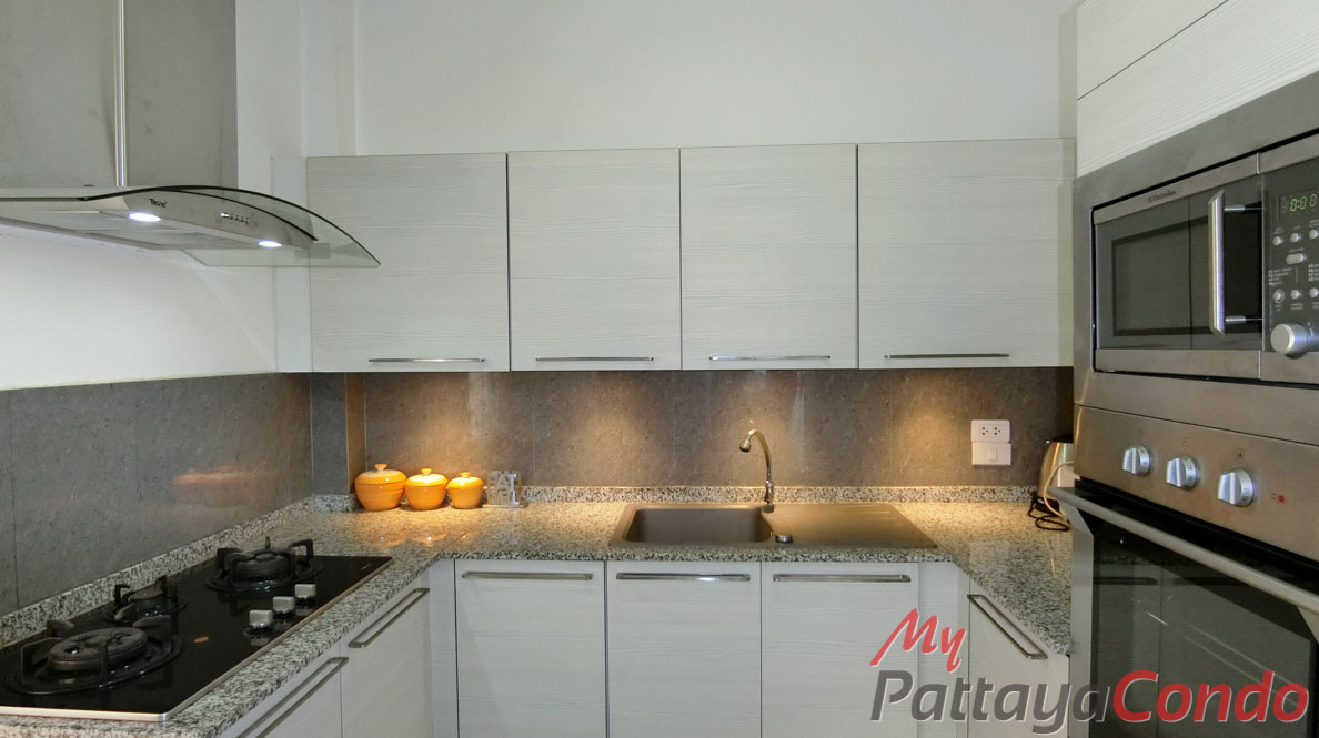 Uraiwan Park View East Pattaya House For Sale - HEURW01