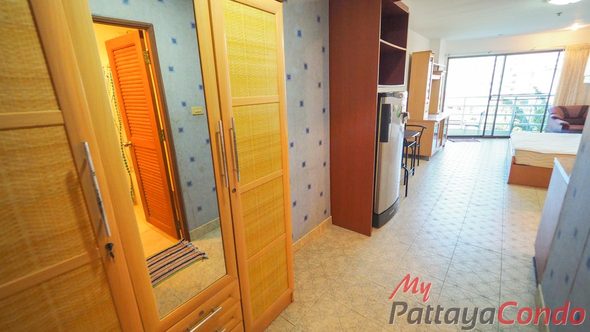 View Talay 2 Pattaya Condo For Sale - VT2A04-0