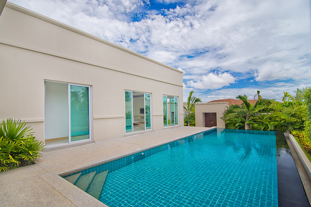 The Vineyard Phase 3 East Pattaya Pool Villa For Sale - HEVY302-3