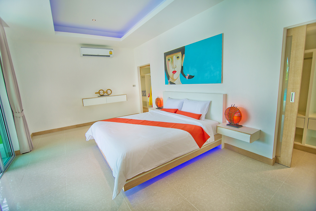 The Vineyard Phase 3 East Pattaya Pool Villa For Sale - HEVY302-16