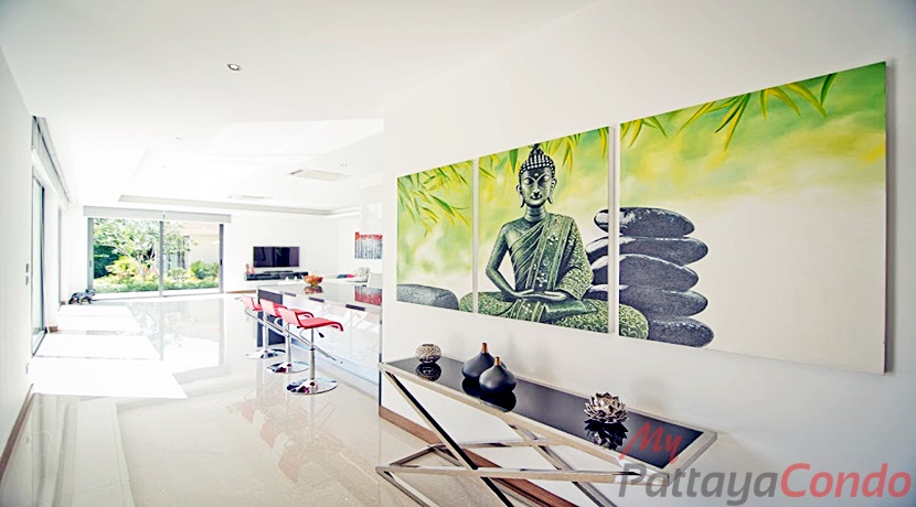 The Vineyard Phase 3 East Pattaya Pool Villa For Sale - HEVY301