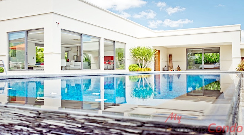The Vineyard Phase 3 East Pattaya Pool Villa For Sale - HEVY301