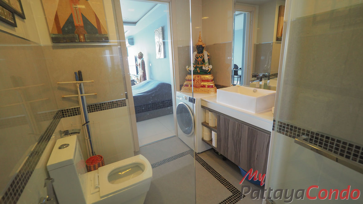 Wong Amat Tower Pattaya Condo For Sale - WT33