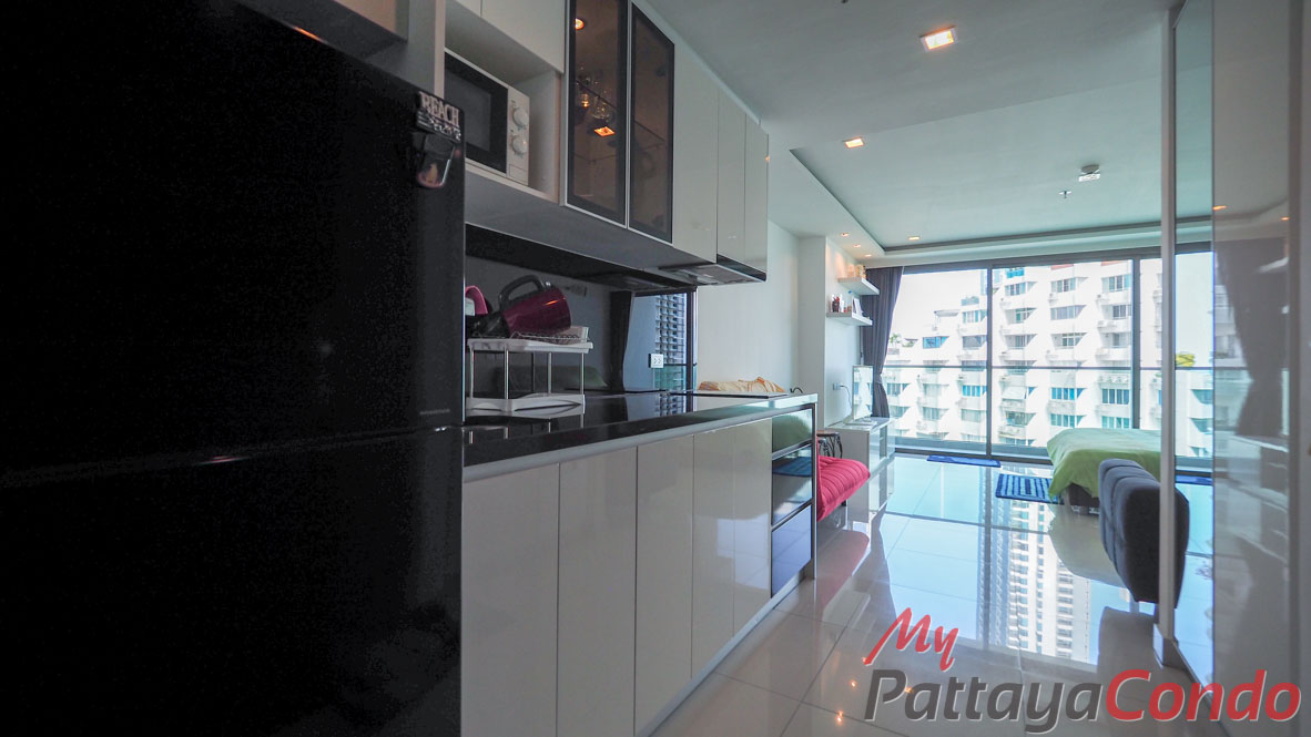 Wong Amat Tower Pattaya Condo For Sale - WT35