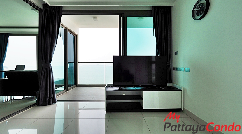 AD Hyatt Condominium
